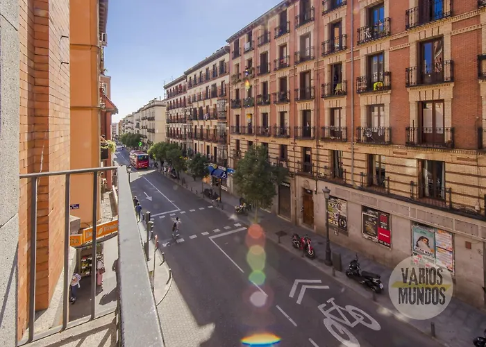 Amplio y Centrico Apt para 9pax en La Latina